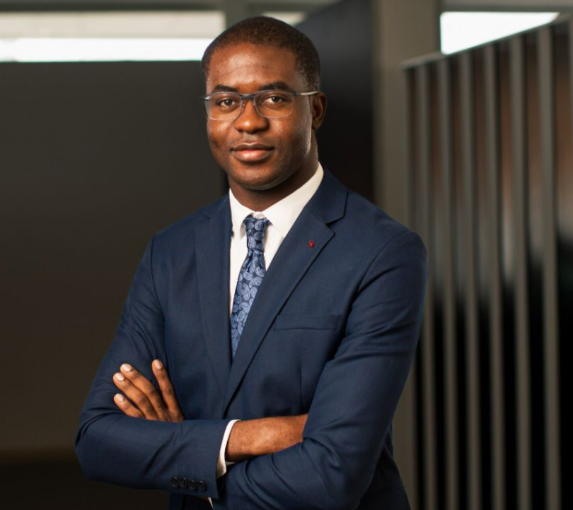 Virginio Bravo, Director Financeiro